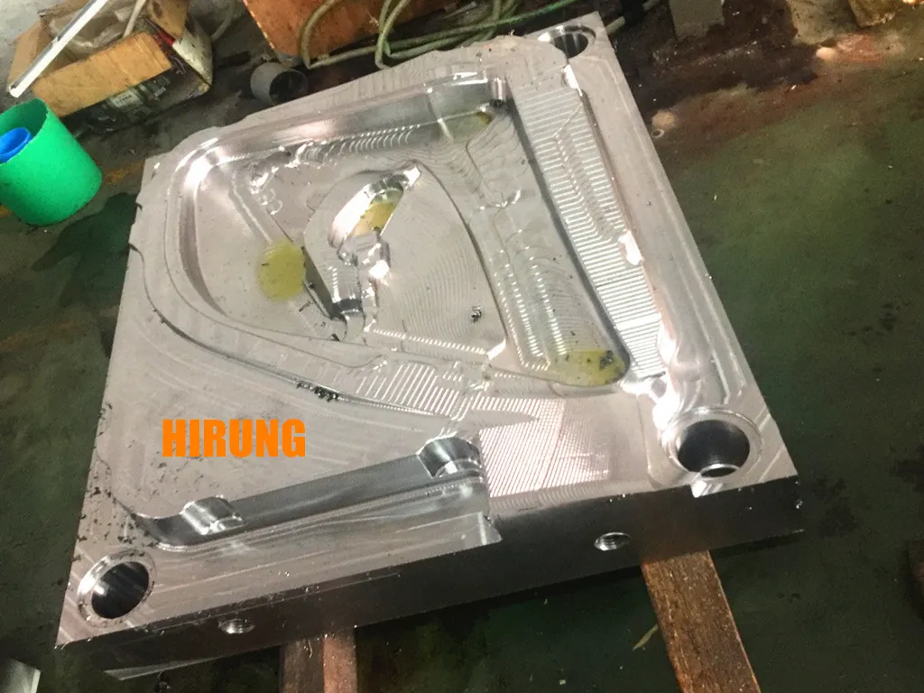 Bt50 CNC Vertical Milling and Drilling Machine, CNC Metal Machining Center (EV1580)