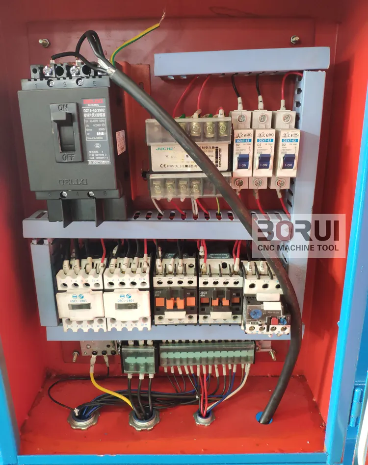 C616-1d Small Light Duty Horizontal Lathe Machine for Metel Cutting