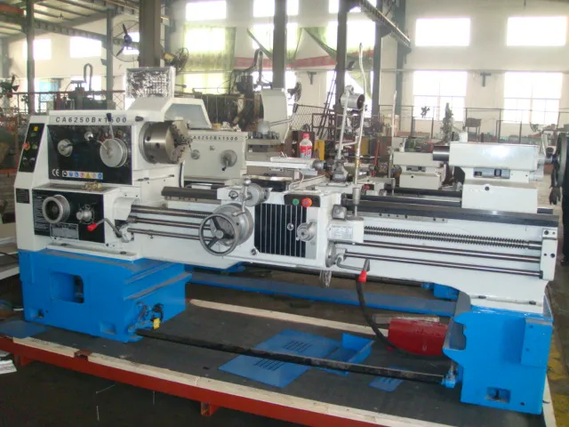 Center Machine Mechanical Lathe Ca6240X1500mm