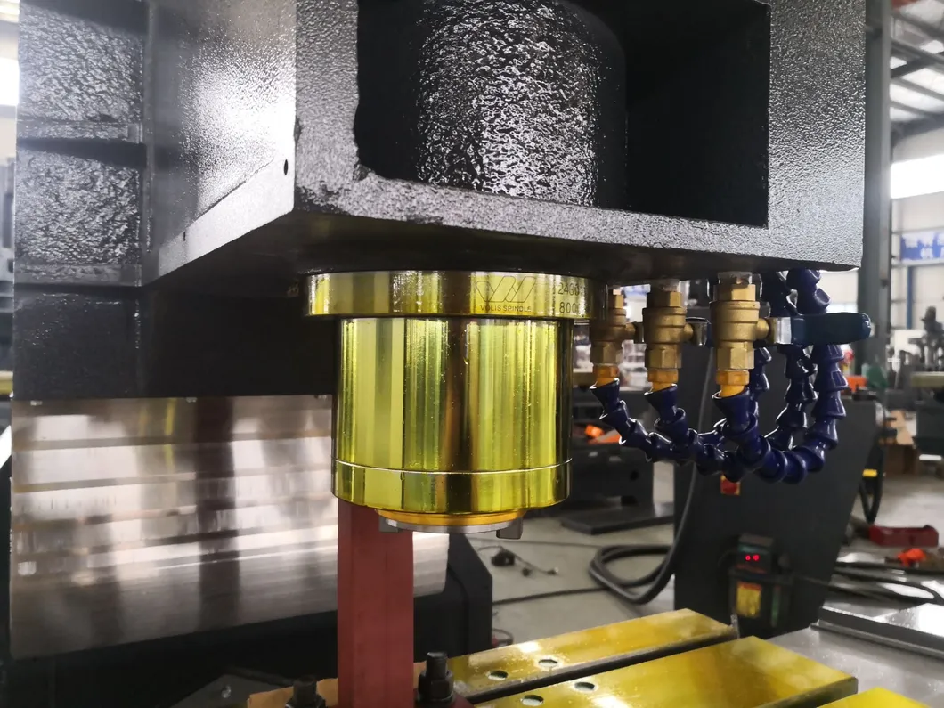 CNC Drilling&Milling Center Vmc550L