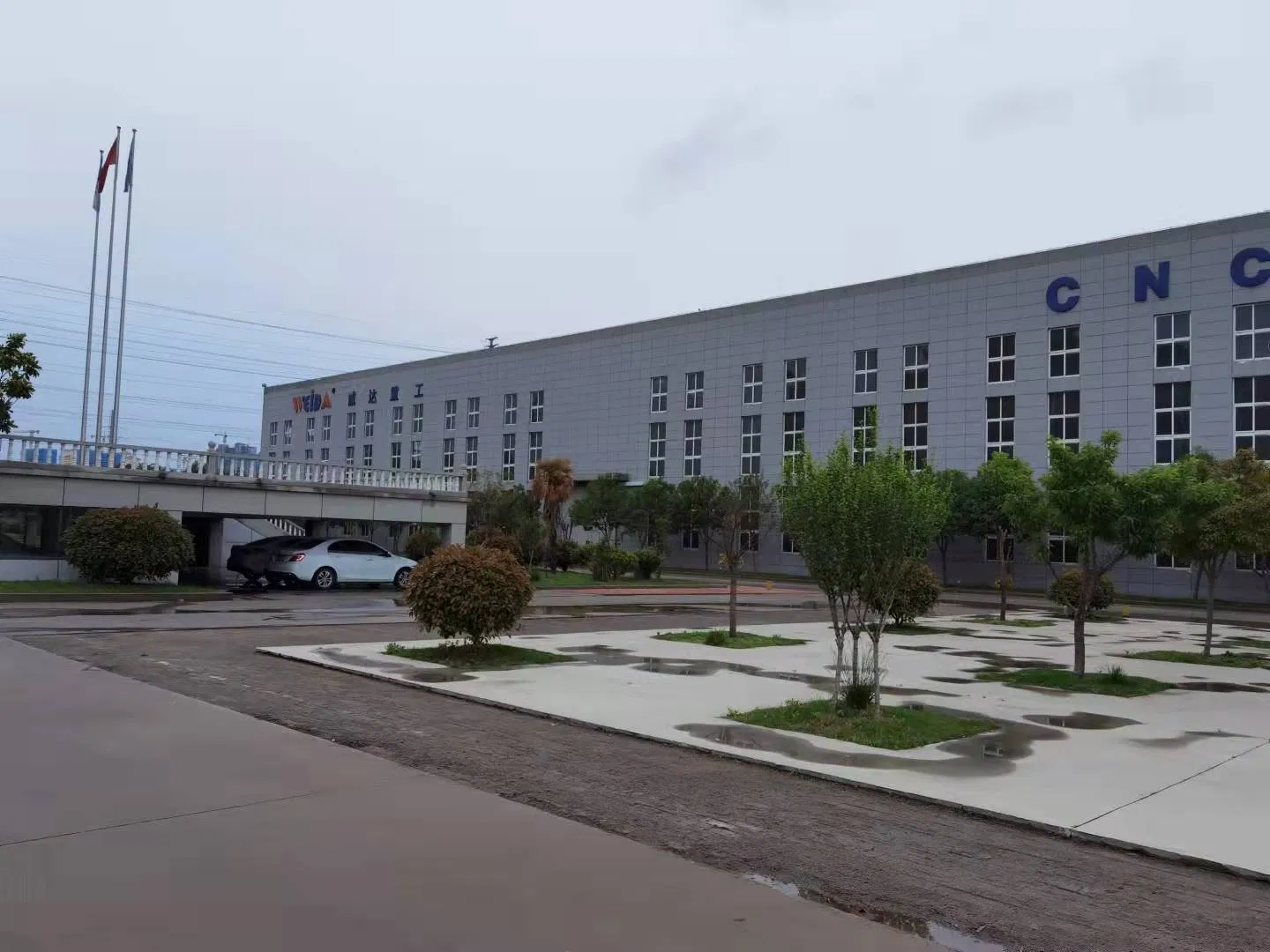 CNC Machine Tools Vertical Horizontal Machining Center Vmc1160 Vmc850