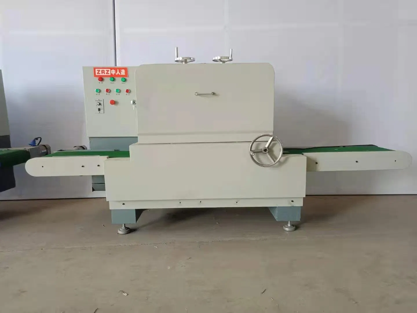 Disk Brake Pad Hot Forming Grinder Machine