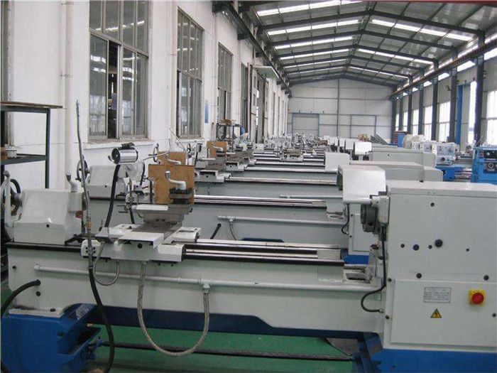 C6150 Torno Mecanico Universal Lathe Machine with Price and Specifications