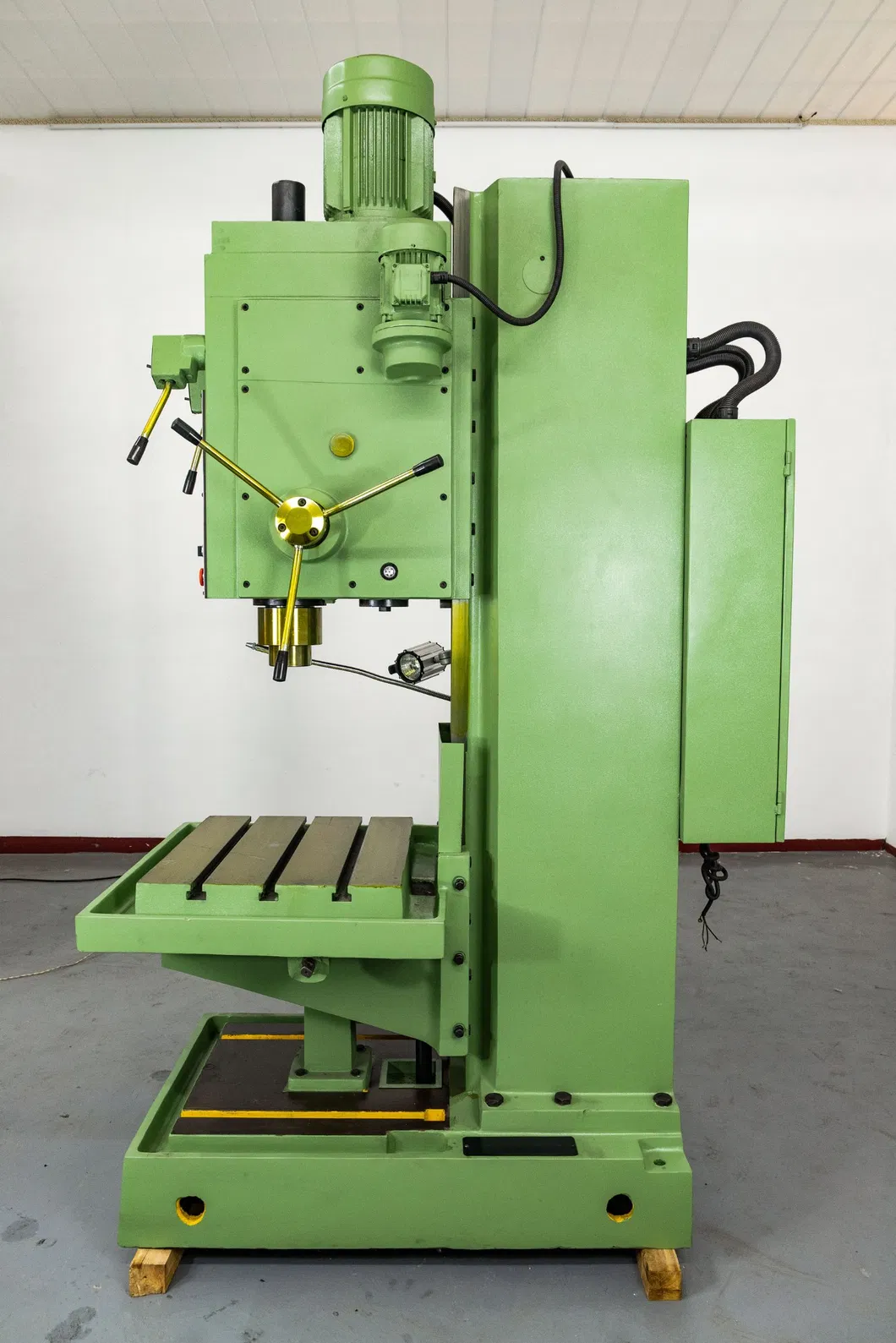 Heavy Drilling Machine Big Drilling Machine with 63mm Drilling Capacity Z5163b