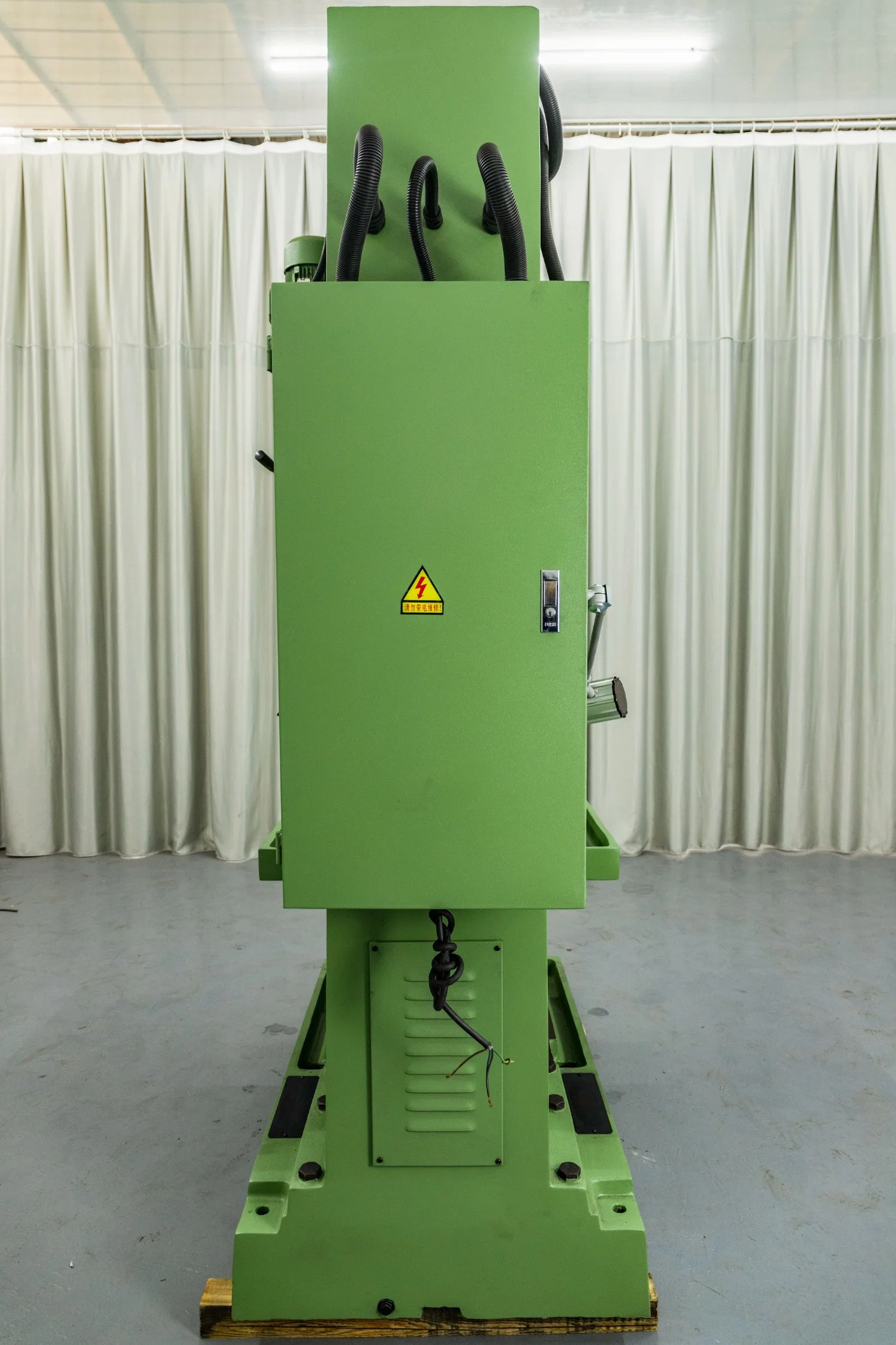 Heavy Drilling Machine Big Drilling Machine with 63mm Drilling Capacity Z5163b