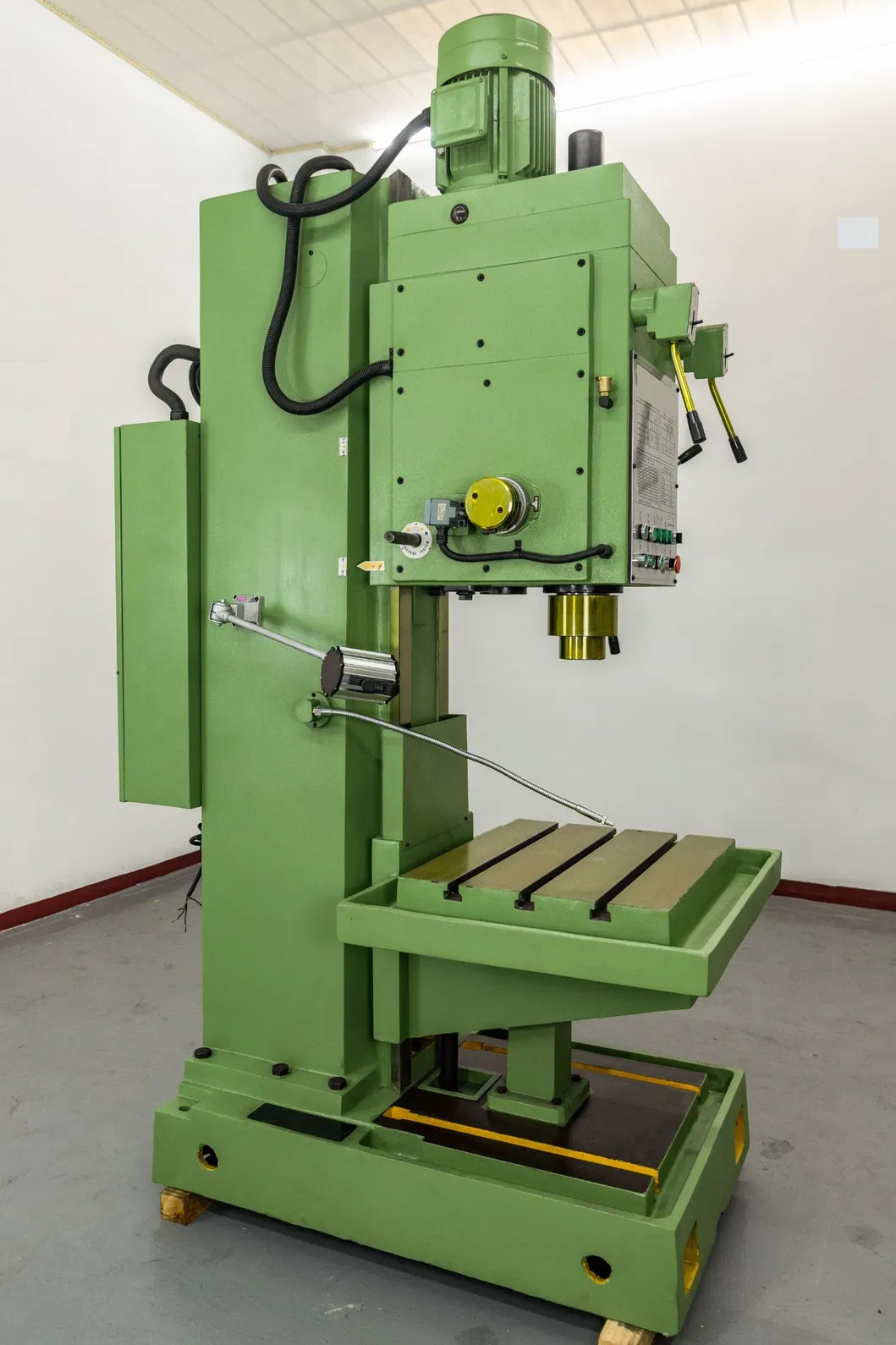 Heavy Drilling Machine Big Drilling Machine with 63mm Drilling Capacity Z5163b