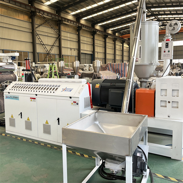 Plastic Board Extruder Machine