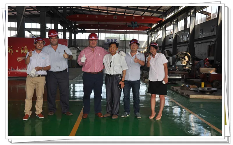 Large Heay CNC Grinding Lathe Machine for Machining Marine Shaft (CG61160)