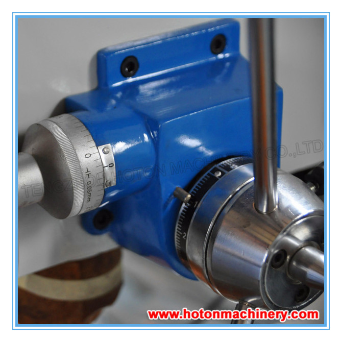 Small Vertical Drilling Milling Machine for Sale (ZXTM40)