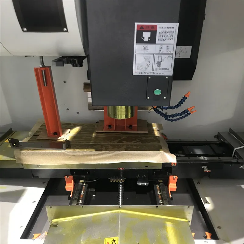 Stock 3/4/5 Axis Vertical CNC Machining Center Milling Machine 1250/650/630mm