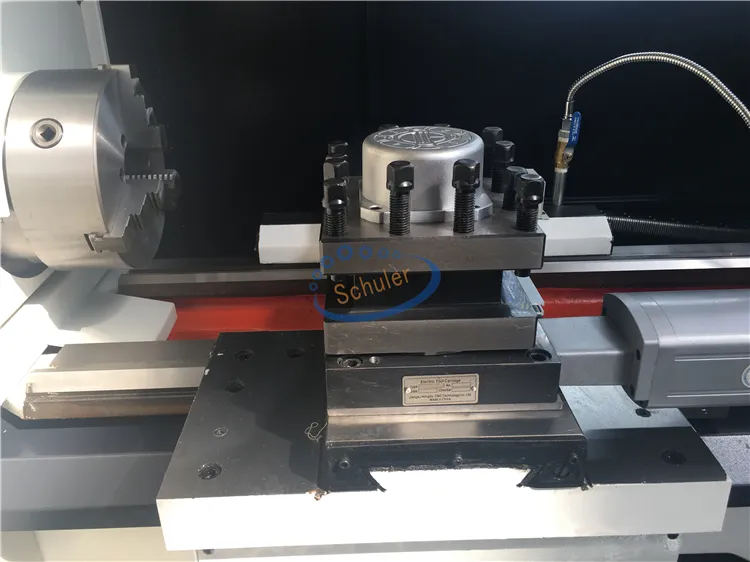 Top-Level Metal Horizontal Flat Bed CNC Lathe Cak6140b*2000mm