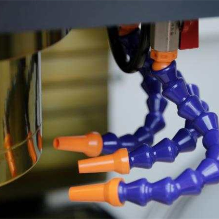 Vmc1380 Fanuc CNC Milling Machine Tool Vmc Vertical Machining Center with 24 Tools