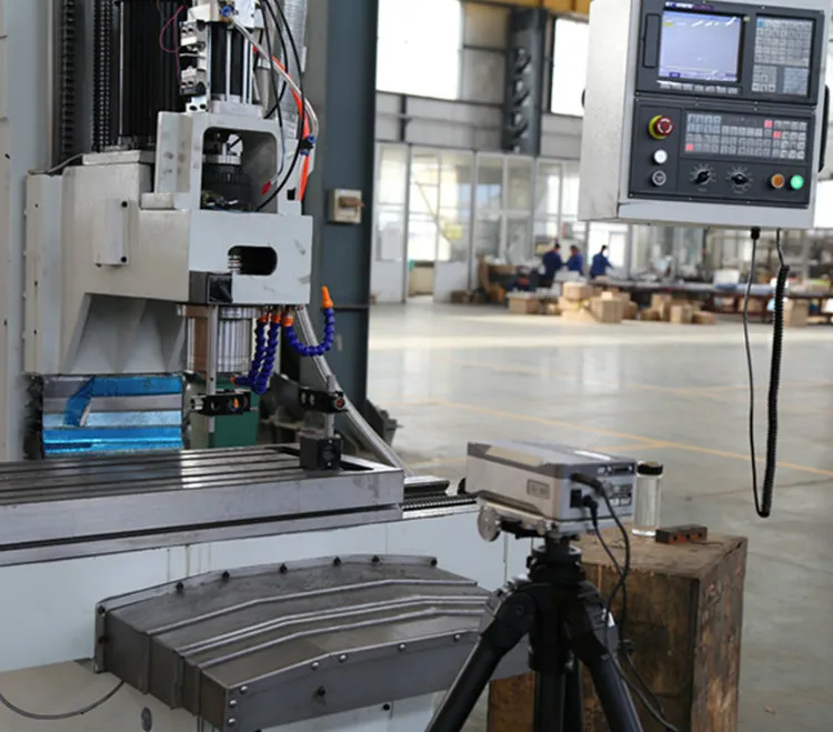 Vmc650/850/1060 CNC Milling Machine Metal Working Vertical Machining Center